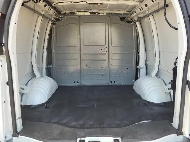 2021 GMC Savana Cargo RWD 2500 Regular Wheelbase Work Van