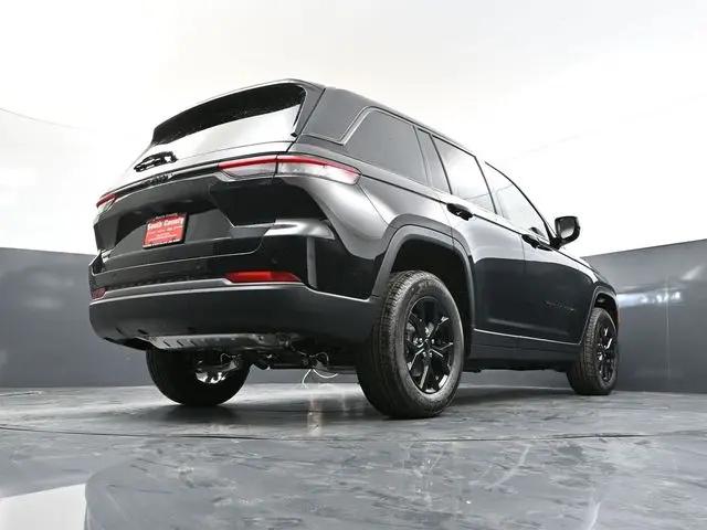 2026 Jeep Grand Cherokee Altitude 4x4
