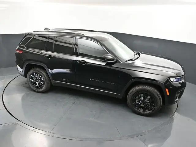 2026 Jeep Grand Cherokee Altitude 4x4