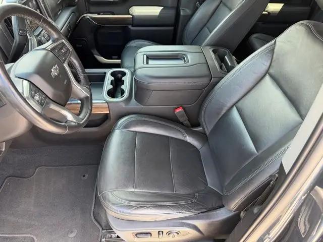 2020 Chevrolet Silverado 1500 4WD Crew Cab Short Bed RST