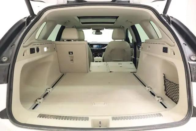 2018 Buick Regal TourX Essence