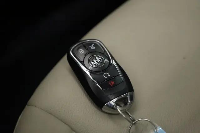 2018 Buick Regal TourX Essence