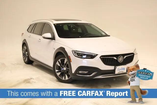 2018 Buick Regal TourX Essence