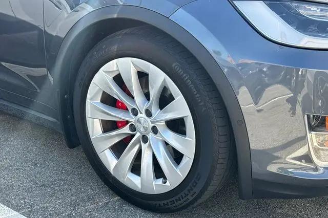 2019 Tesla Model X Performance