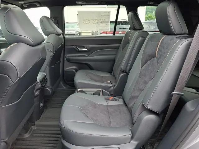 2026 Toyota Grand Highlander MAX Platinum