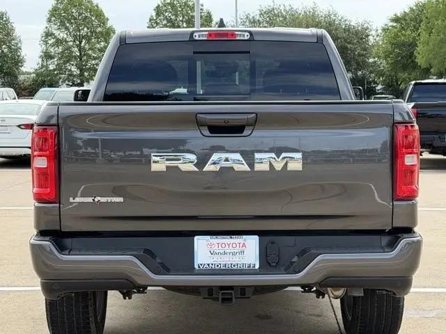 2025 Ram 1500 Lone Star Crew Cab 4x2 5'7" Box