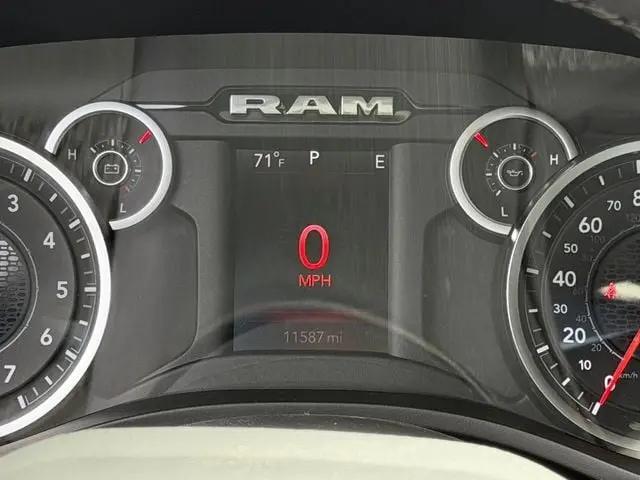 2025 Ram 1500 Lone Star Crew Cab 4x2 5'7" Box