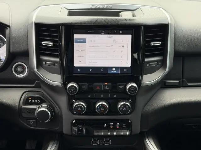 2025 Ram 1500 Lone Star Crew Cab 4x2 5'7" Box