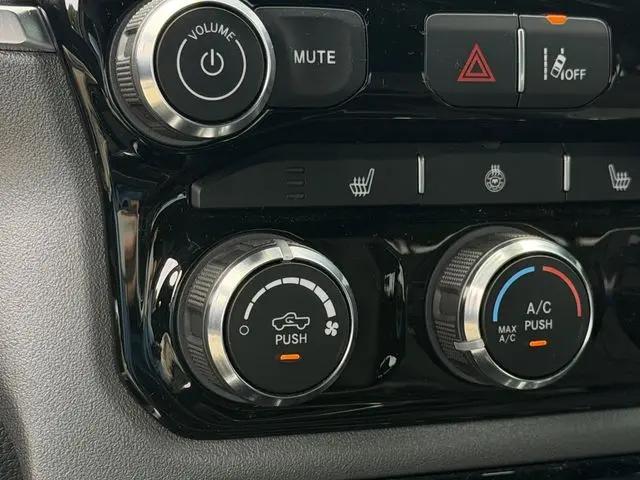 2025 Ram 1500 Lone Star Crew Cab 4x2 5'7" Box
