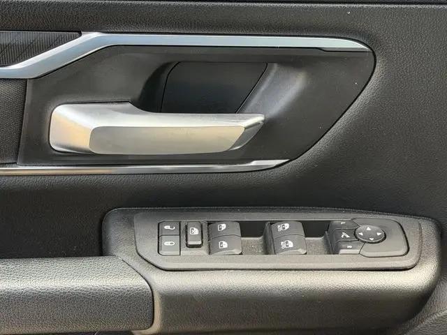 2025 Ram 1500 Lone Star Crew Cab 4x2 5'7" Box