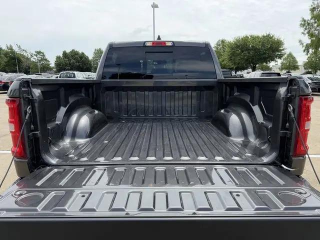 2025 Ram 1500 Lone Star Crew Cab 4x2 5'7" Box