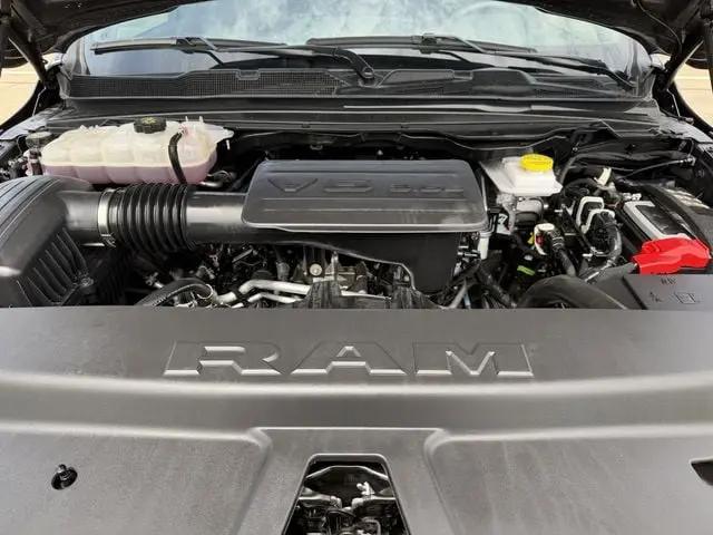 2025 Ram 1500 Lone Star Crew Cab 4x2 5'7" Box