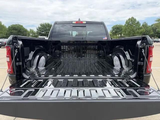 2025 Ram 1500 Tradesman Crew Cab 4x2 5'7" Box