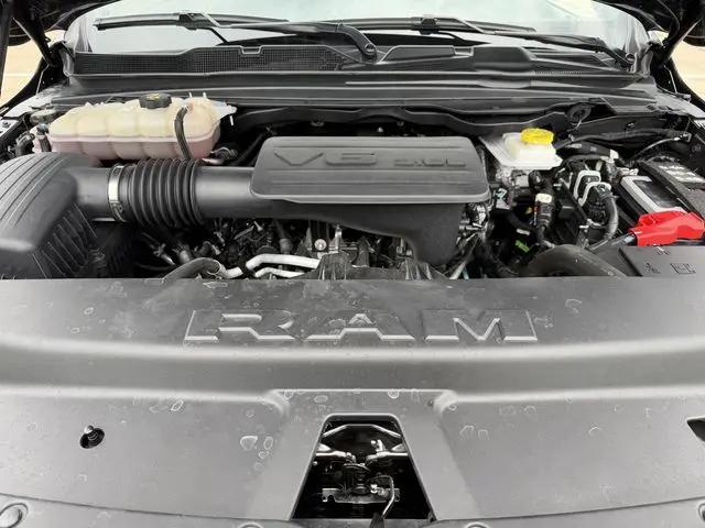 2025 Ram 1500 Tradesman Crew Cab 4x2 5'7" Box