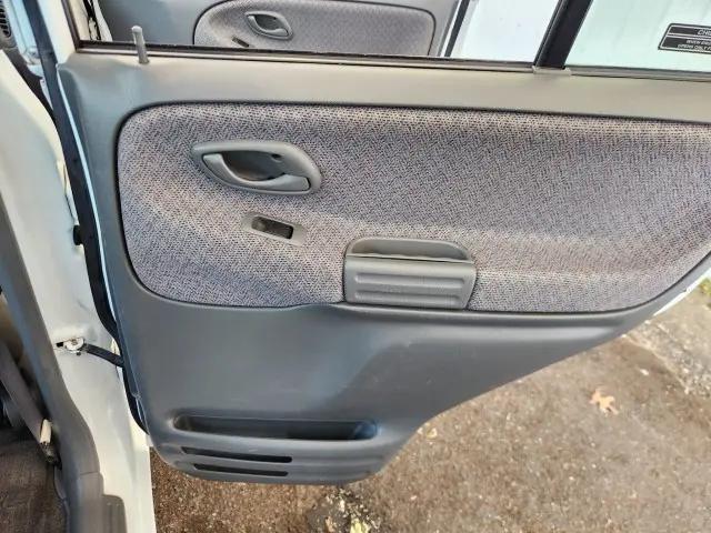 2002 Chevrolet Tracker Hard Top Base