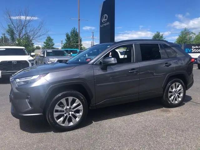 2025 Toyota RAV4 XLE Premium