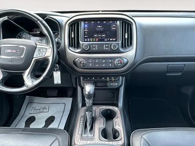 2022 GMC Canyon 4WD Crew Cab Short Box Denali