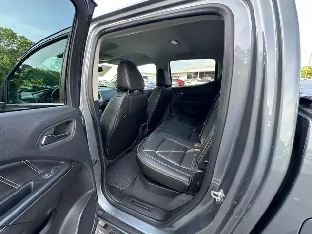 2022 GMC Canyon 4WD Crew Cab Short Box Denali