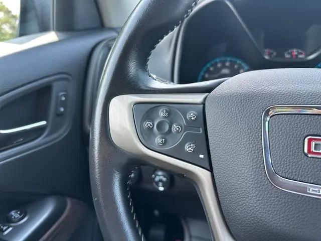 2022 GMC Canyon 4WD Crew Cab Short Box Denali
