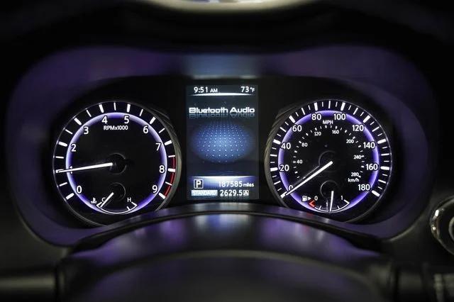 2015 INFINITI Q50 Premium