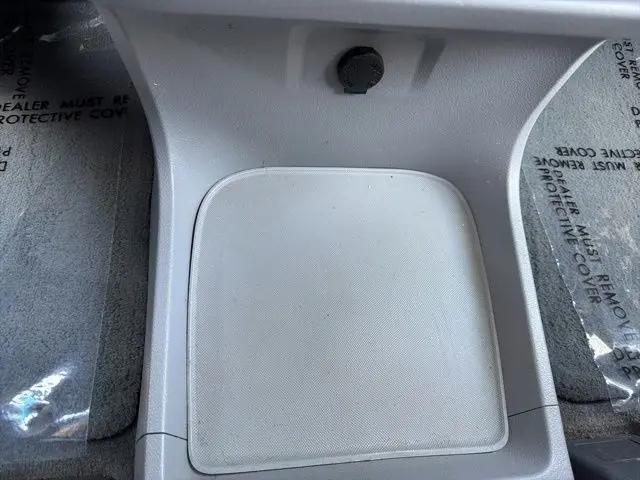 2017 Toyota Sienna LE 8 Passenger