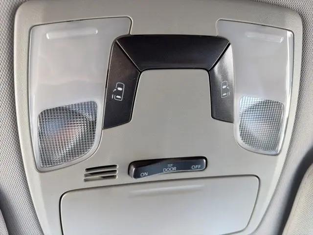 2017 Toyota Sienna LE 8 Passenger