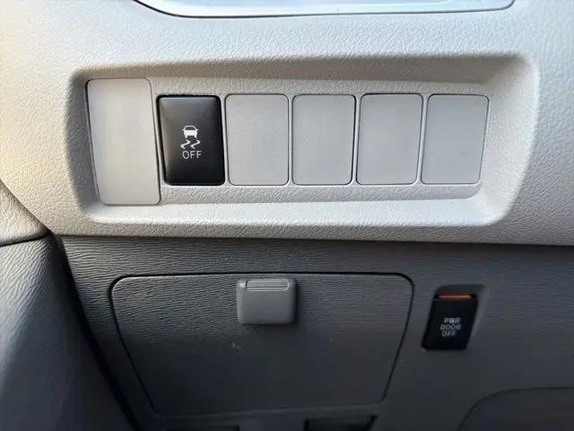 2017 Toyota Sienna LE 8 Passenger