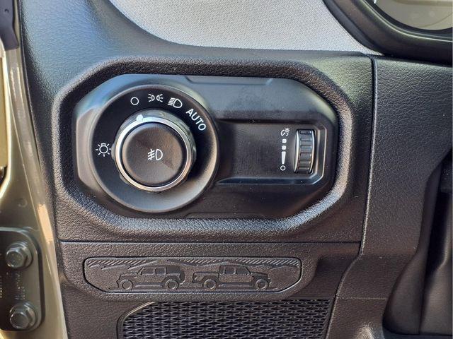 2025 Jeep Wrangler 4-Door Willys 4x4