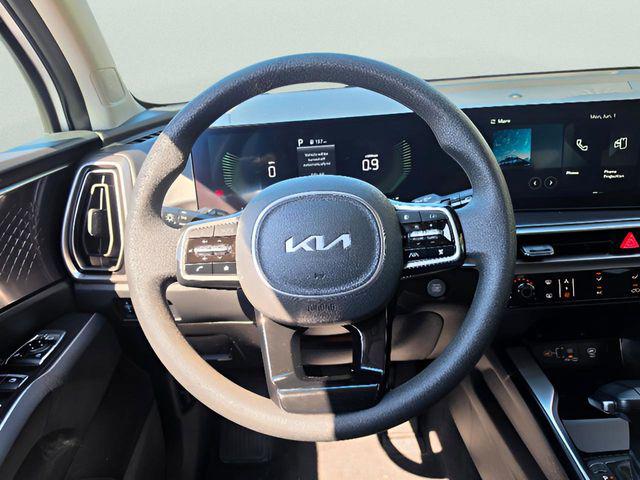 2025 Kia Sorento LX