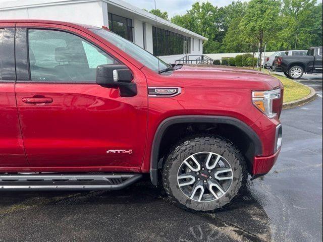 2022 GMC Sierra 1500 Limited 4WD Crew Cab Short Box AT4