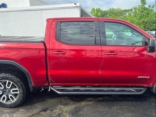 2022 GMC Sierra 1500 Limited 4WD Crew Cab Short Box AT4