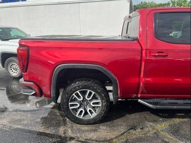 2022 GMC Sierra 1500 Limited 4WD Crew Cab Short Box AT4