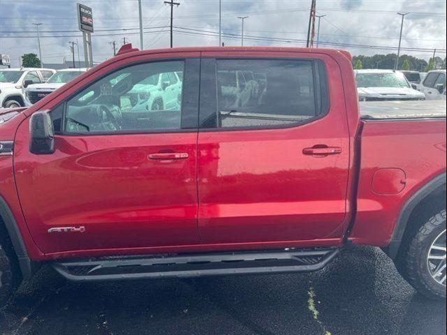 2022 GMC Sierra 1500 Limited 4WD Crew Cab Short Box AT4