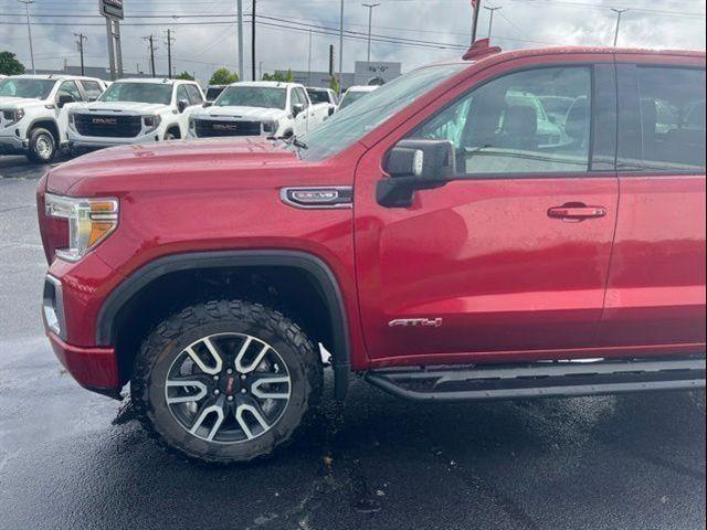 2022 GMC Sierra 1500 Limited 4WD Crew Cab Short Box AT4