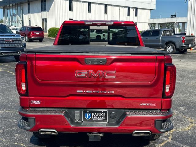 2022 GMC Sierra 1500 Limited 4WD Crew Cab Short Box AT4