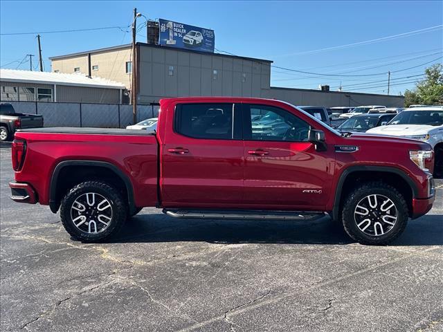 2022 GMC Sierra 1500 Limited 4WD Crew Cab Short Box AT4