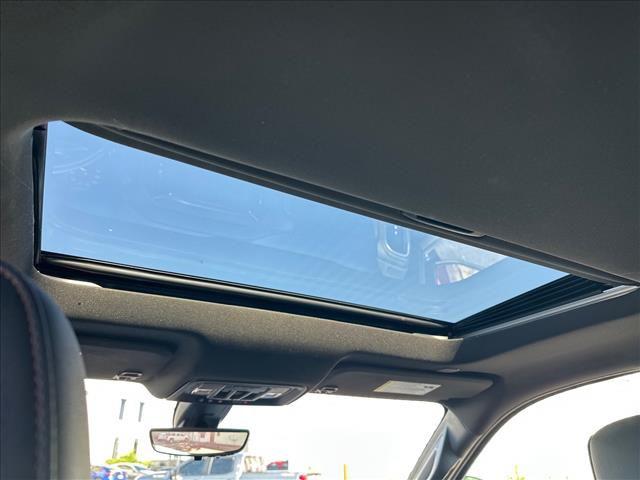 2022 GMC Sierra 1500 Limited 4WD Crew Cab Short Box AT4