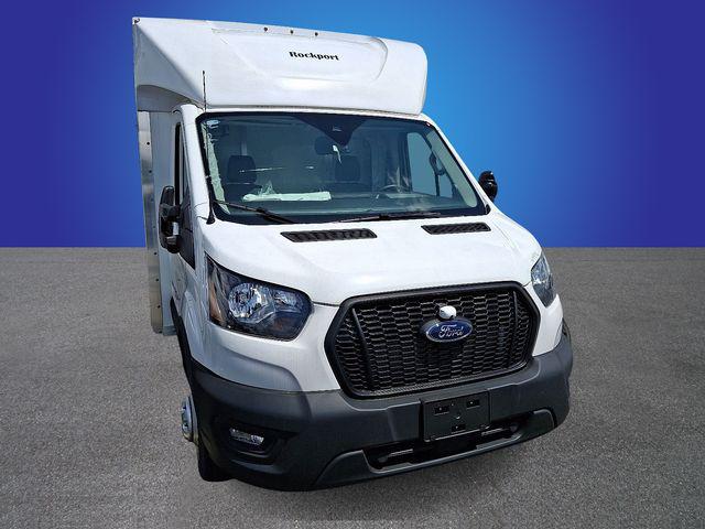 2023 Ford Transit Cutaway Base