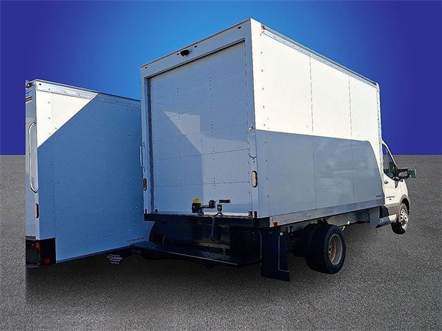 2024 Ford Transit Cutaway Base