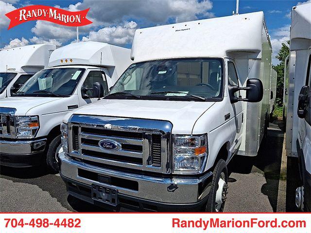 2024 Ford E-450 Cutaway Base for sale in Statesville, NC