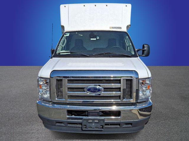 2024 Ford E-350 Cutaway Base
