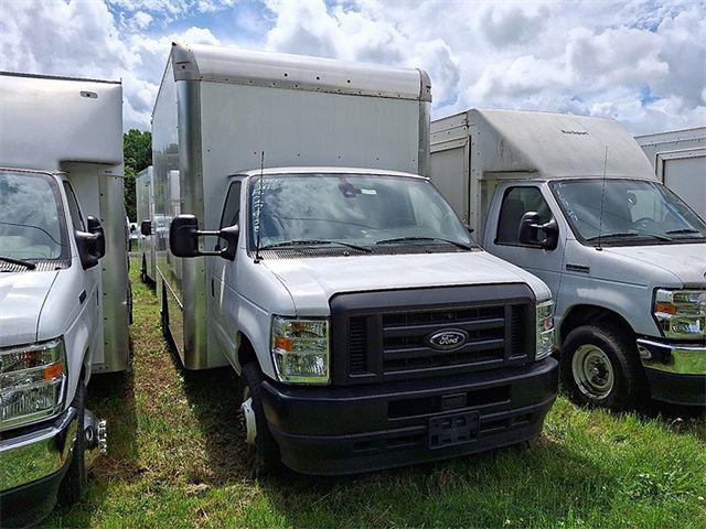 2024 Ford E-450 Cutaway Base