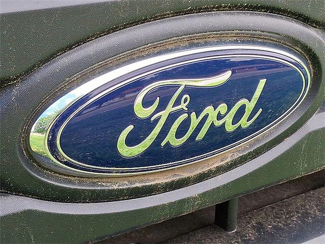 2024 Ford E-450 Cutaway Base
