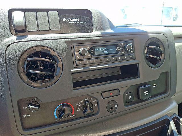 2027 Ford E-Series Cutaway Base