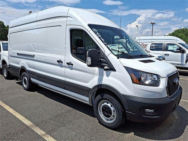 2024 Ford Transit Cargo Van Base