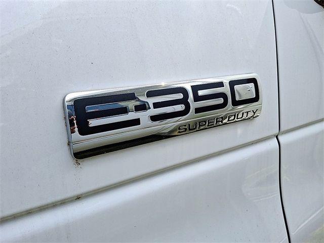 2023 Ford E-350 Cutaway Base