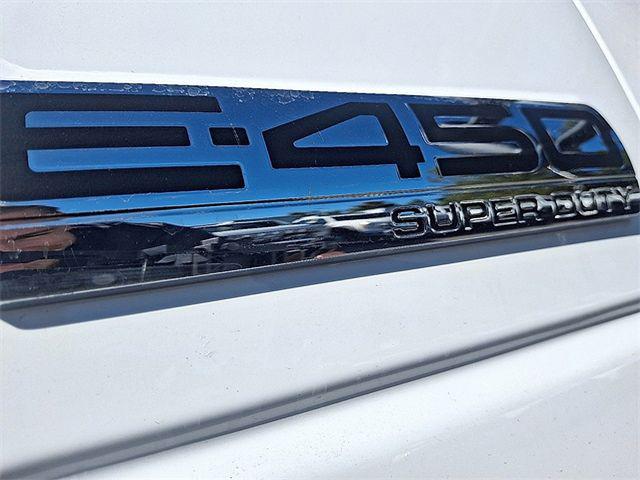 2026 Ford E-450 Cutaway Base