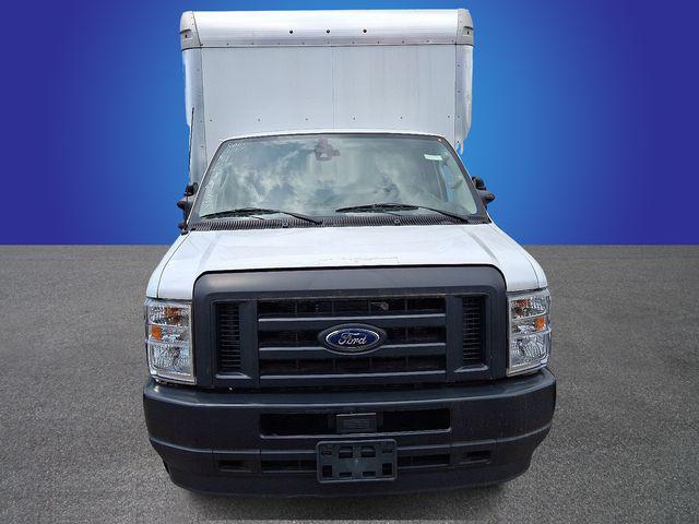 2024 Ford E-450 Cutaway Base