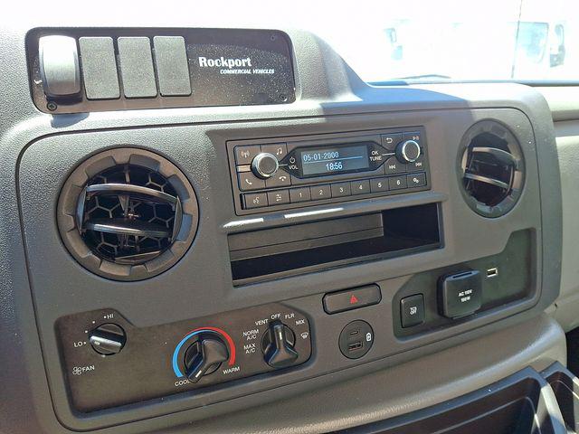 2027 Ford E-Series Cutaway Base