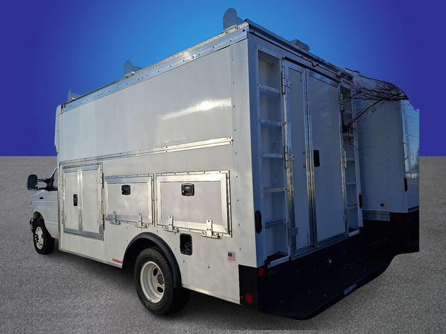 2023 Ford E-350 Cutaway Base